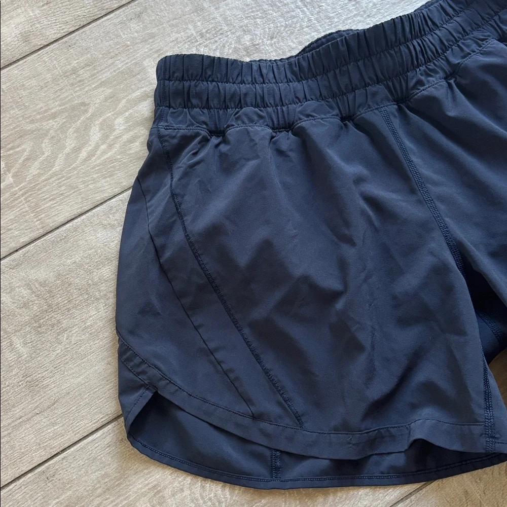 lululemon athletica Dark Blue Athletic Shorts size 6 - Picture 5 of 8